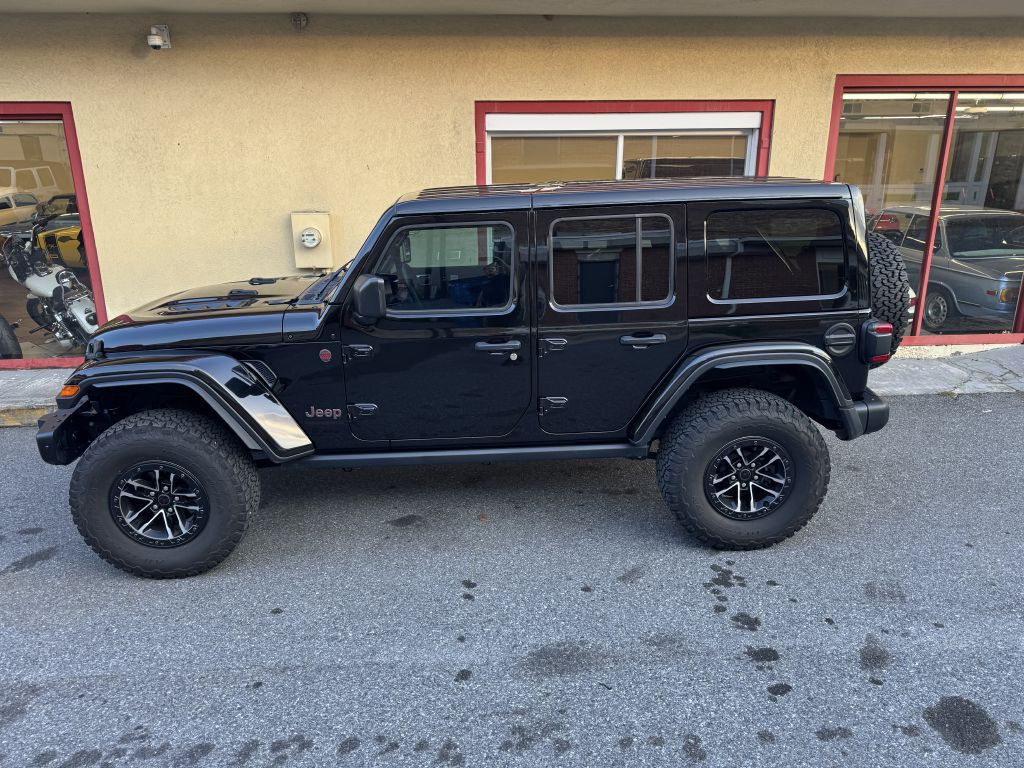 2024 Jeep Wrangler Image 36