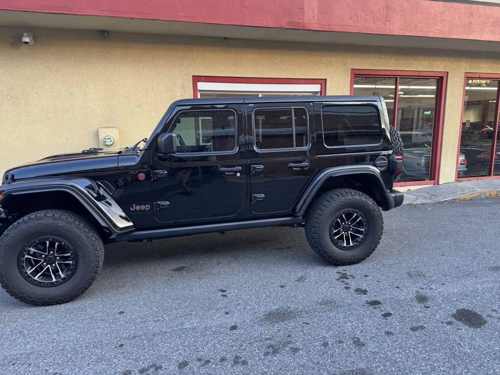 2024 Jeep Wrangler Image 37