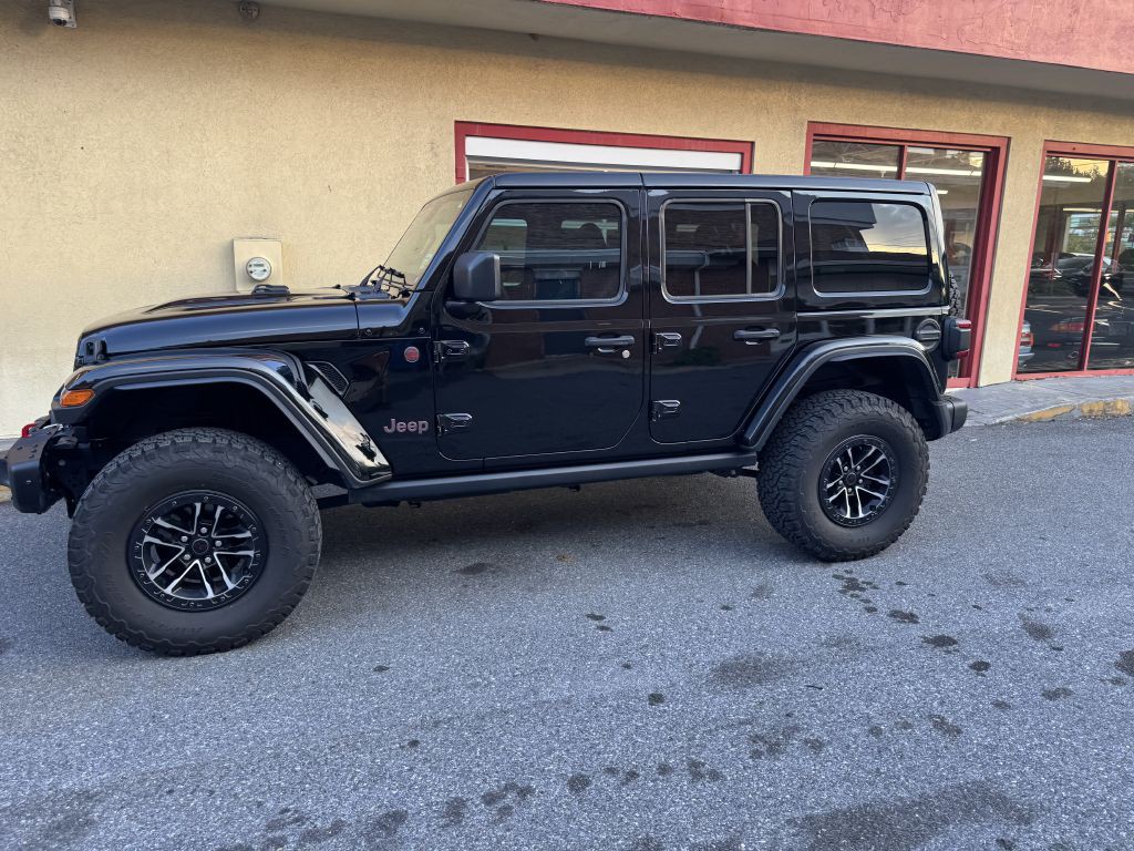 2024 Jeep Wrangler Image 38