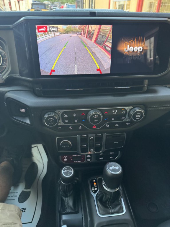 2024 Jeep Wrangler Image 76
