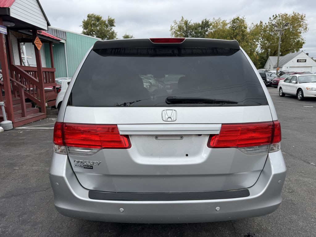 2010 Honda Odyssey Image 4