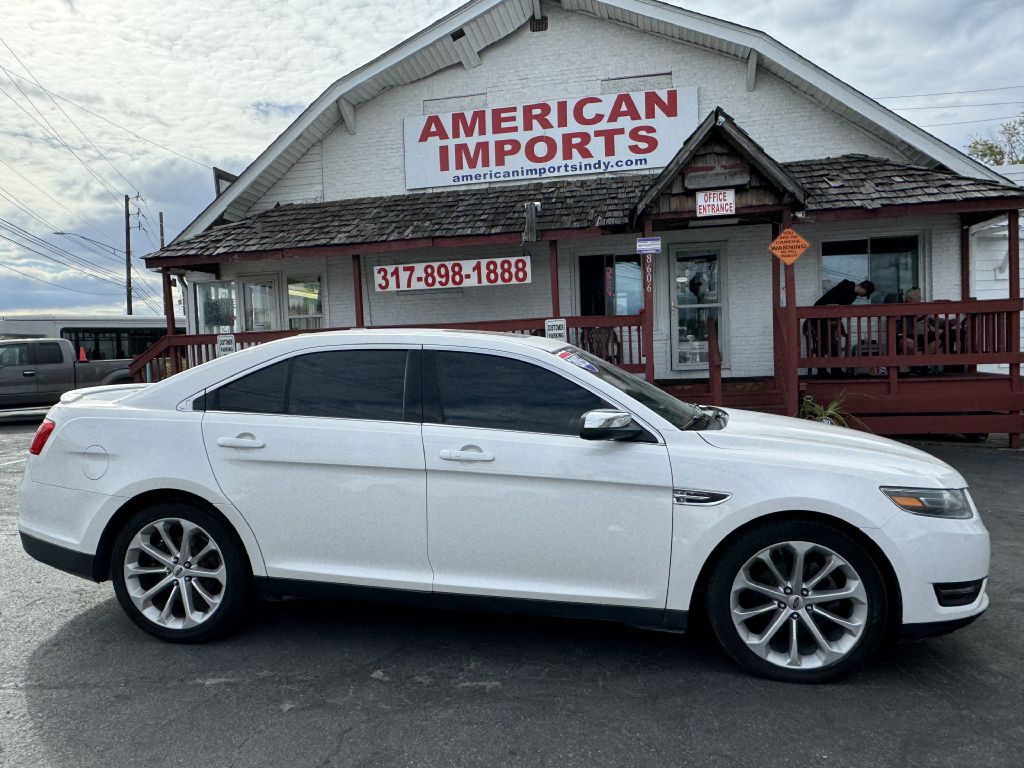2015 Ford Taurus Image 1
