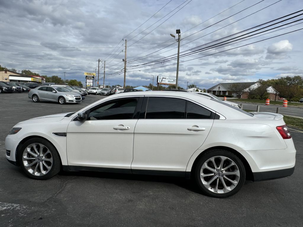 2015 Ford Taurus Image 3