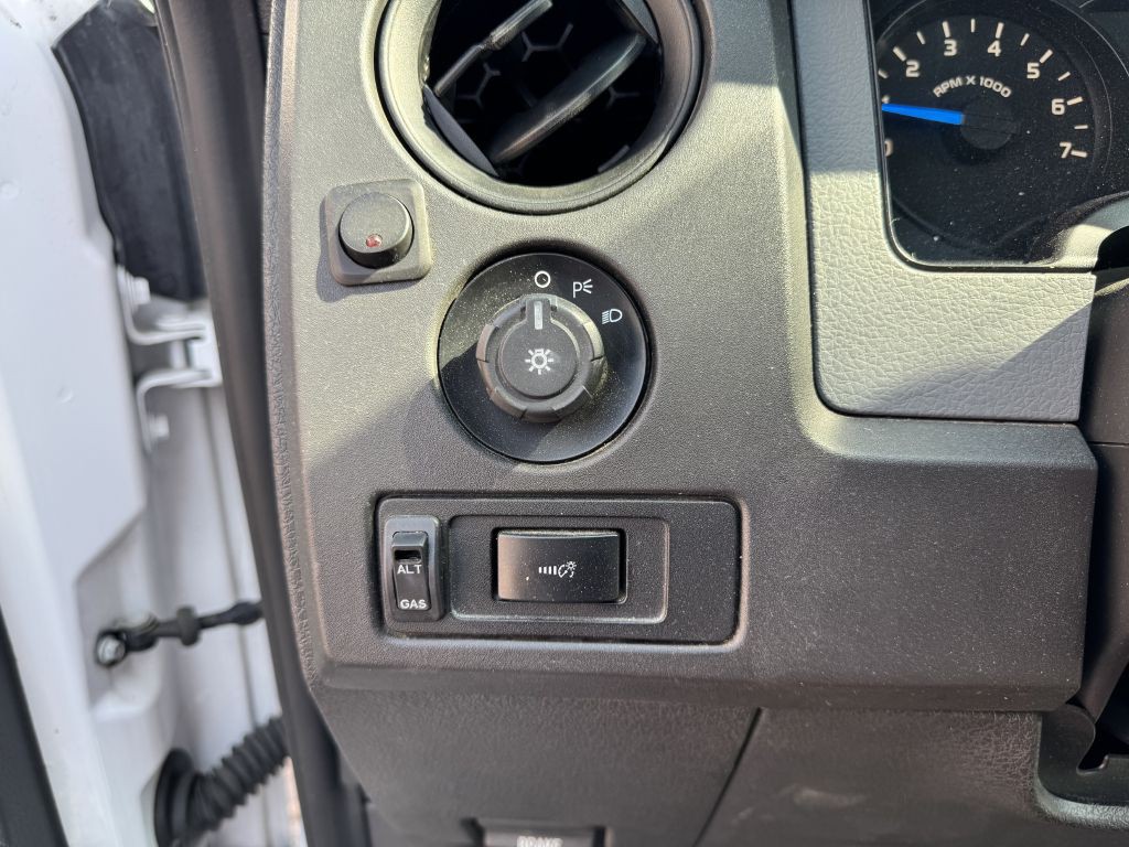 2014 Ford F-150 Image 10