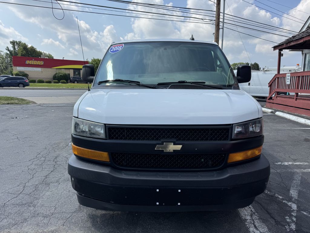 2018 Chevrolet Express Image 2