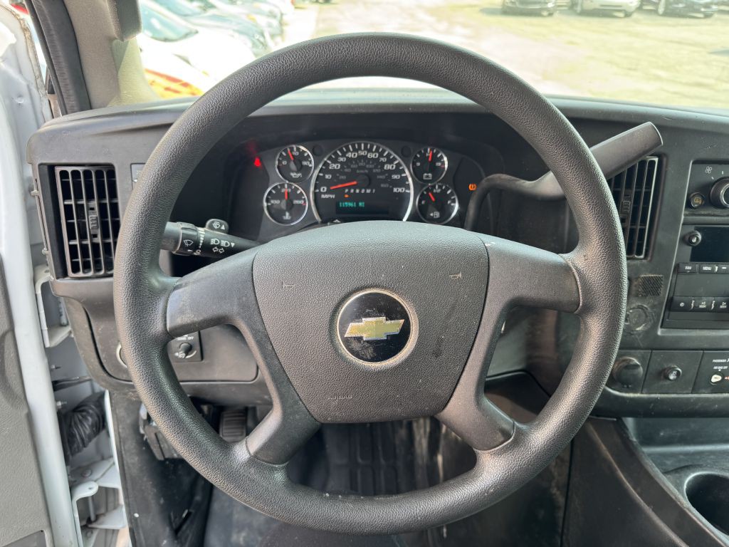 2018 Chevrolet Express Image 8