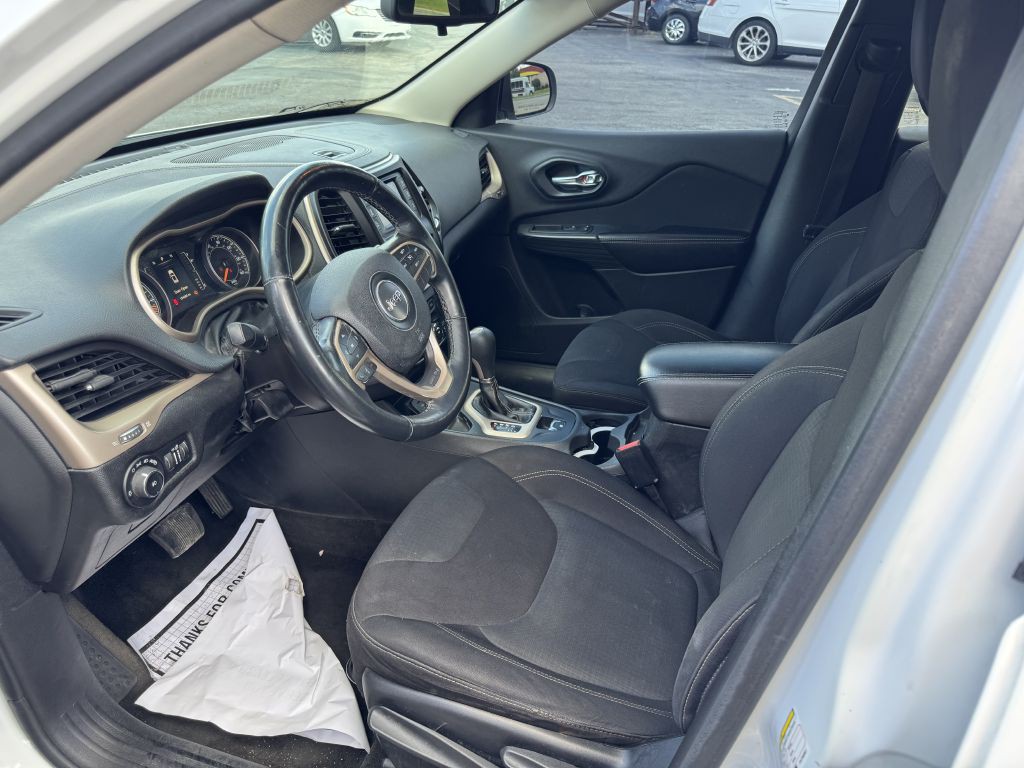 2015 Jeep Cherokee Image 8