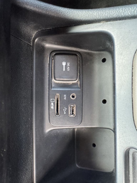 2015 Jeep Cherokee Image 19
