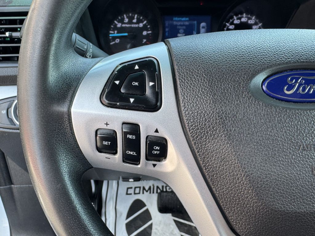 2015 Ford Explorer Image 15