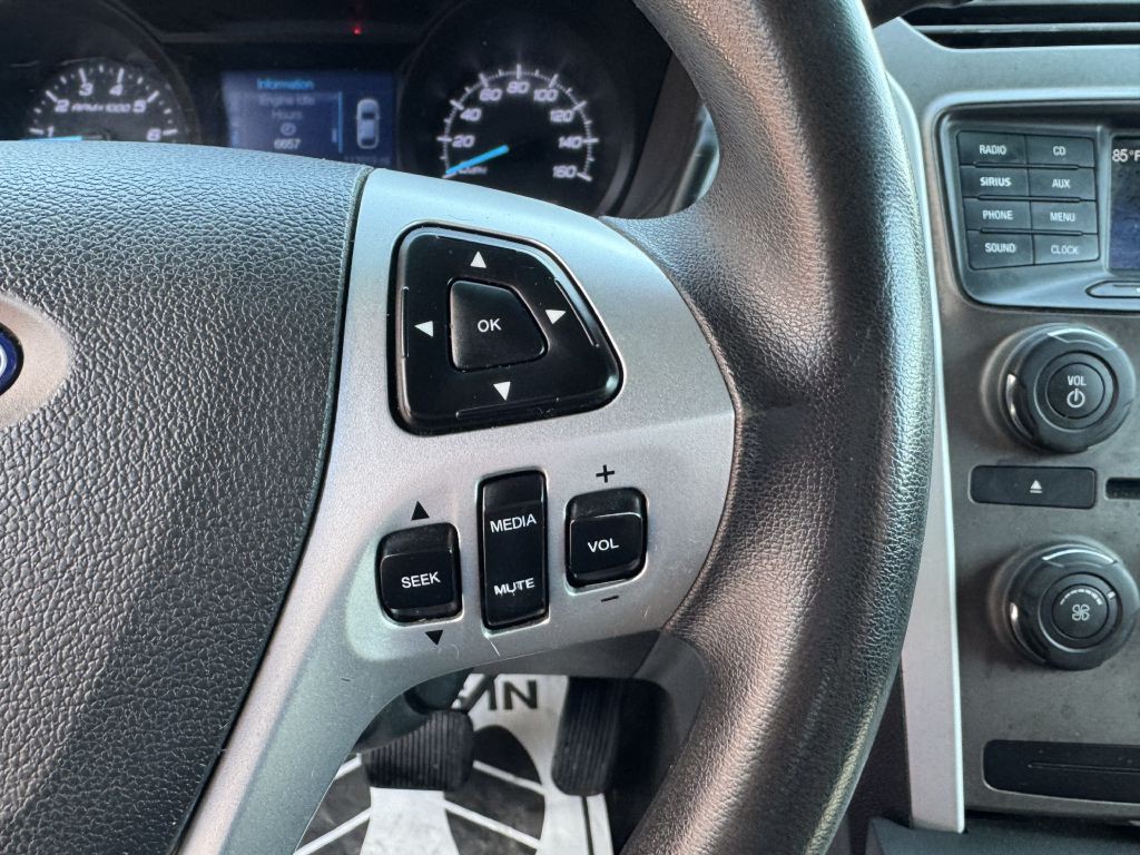 2015 Ford Explorer Image 16
