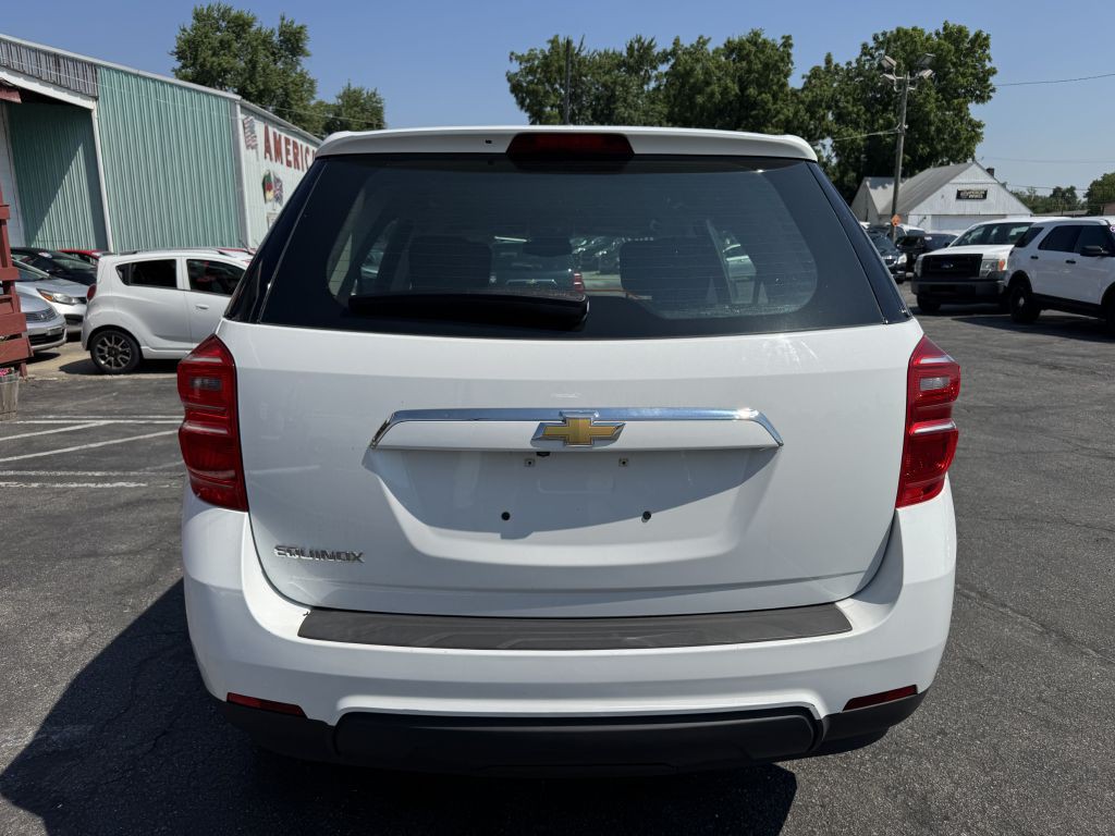 2017 Chevrolet Equinox Image 4