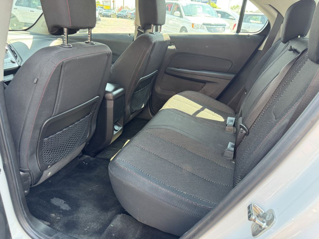 2017 Chevrolet Equinox Image 6