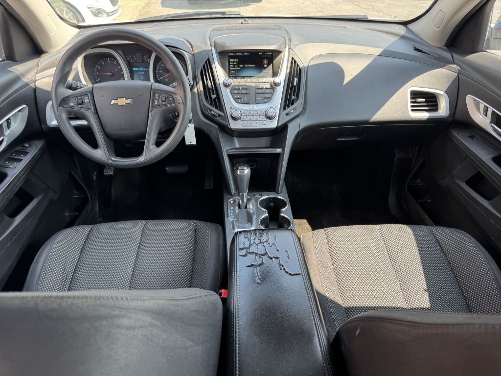 2017 Chevrolet Equinox Image 8