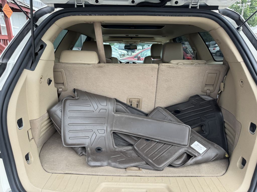 2011 Buick Enclave Image 5