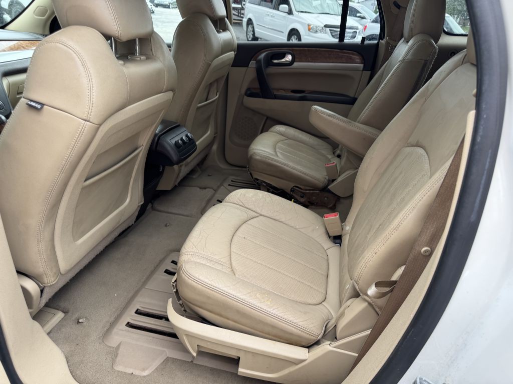 2011 Buick Enclave Image 7