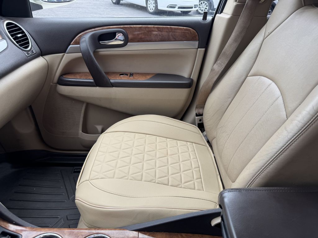 2011 Buick Enclave Image 14