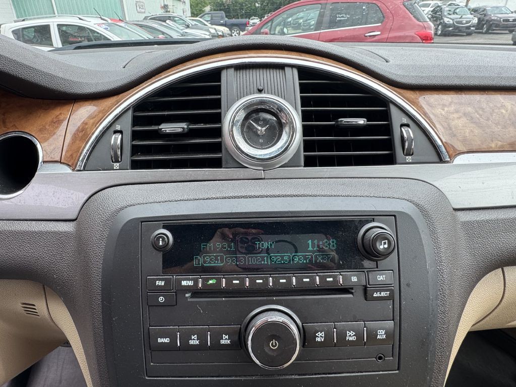 2011 Buick Enclave Image 19