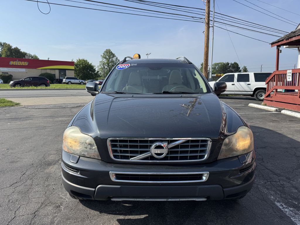 2011 Volvo XC90 Image 2