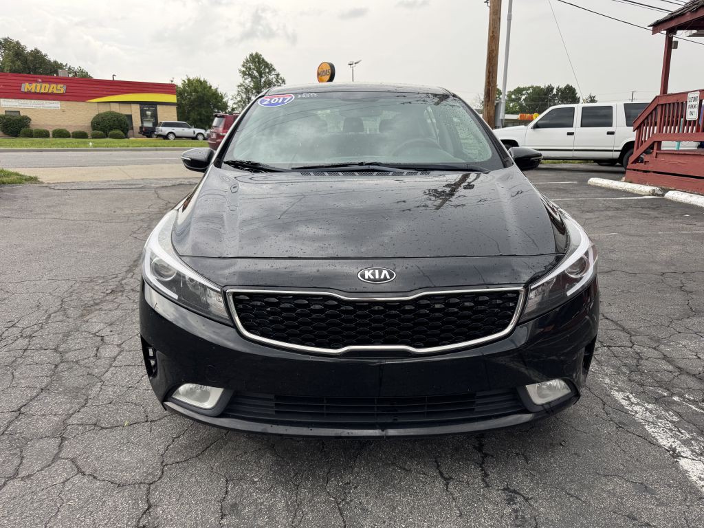 2017 Kia Forte Image 2