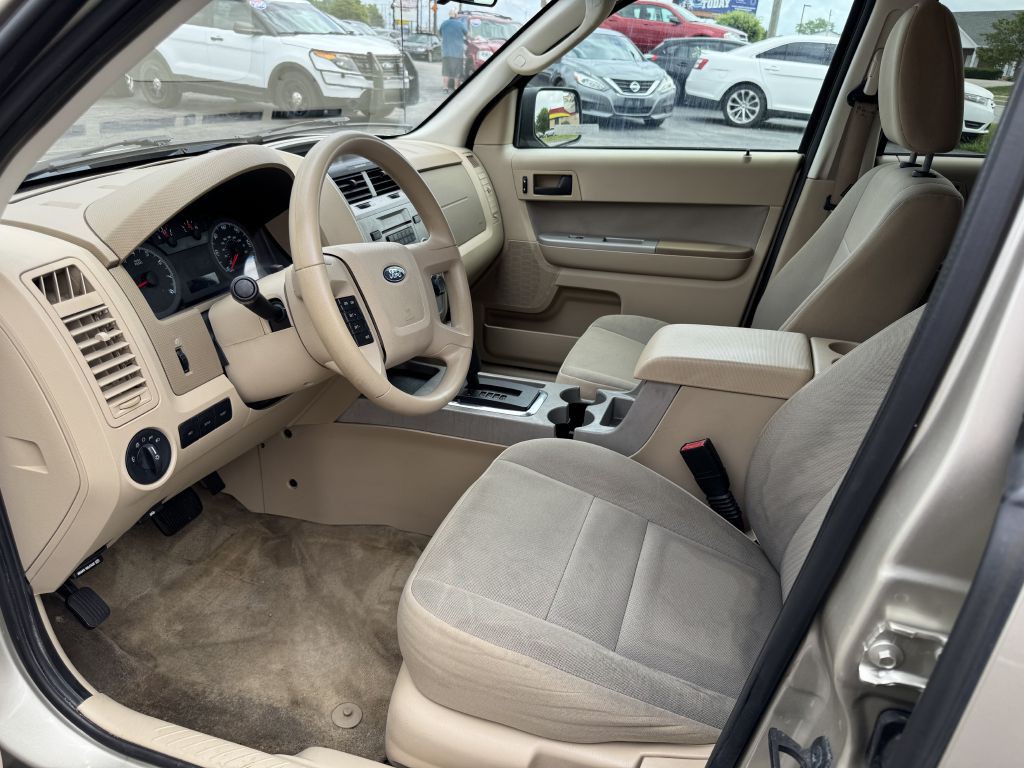 2011 Ford Escape Image 9