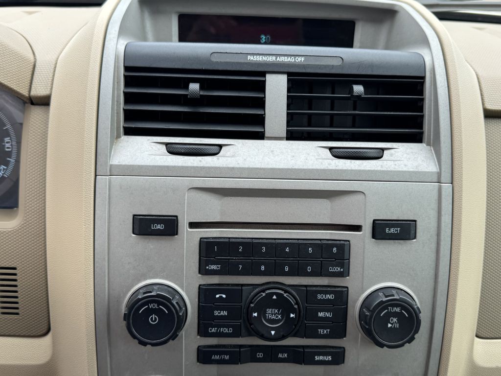 2011 Ford Escape Image 16