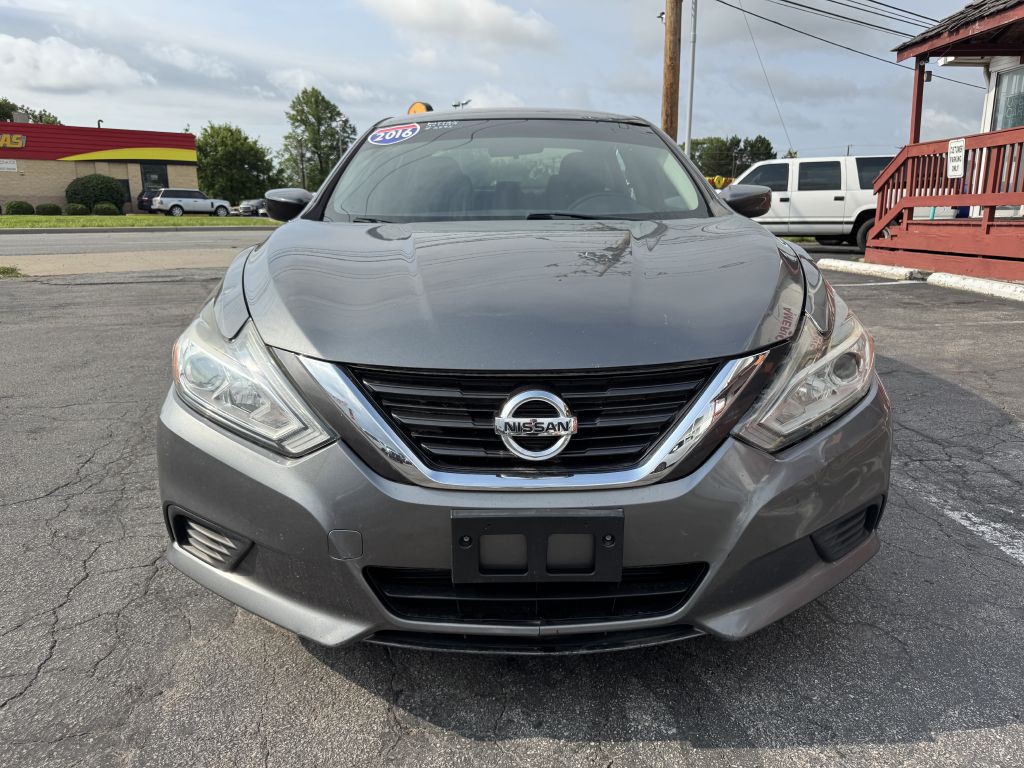 2016 Nissan Altima Image 2