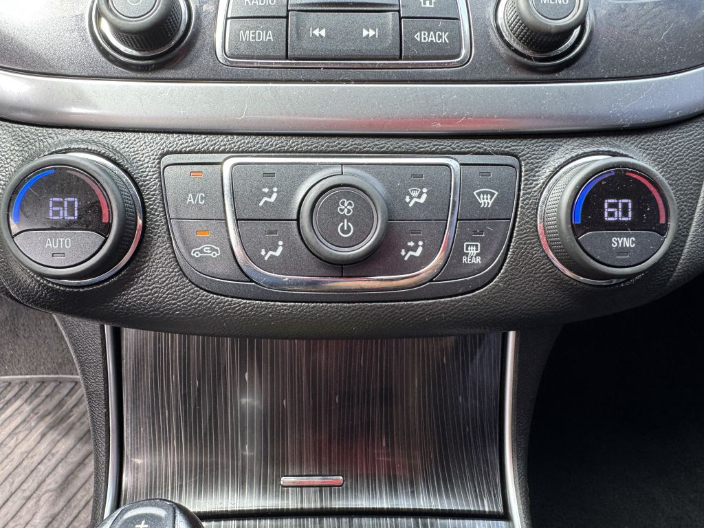 2018 Chevrolet Impala Image 18