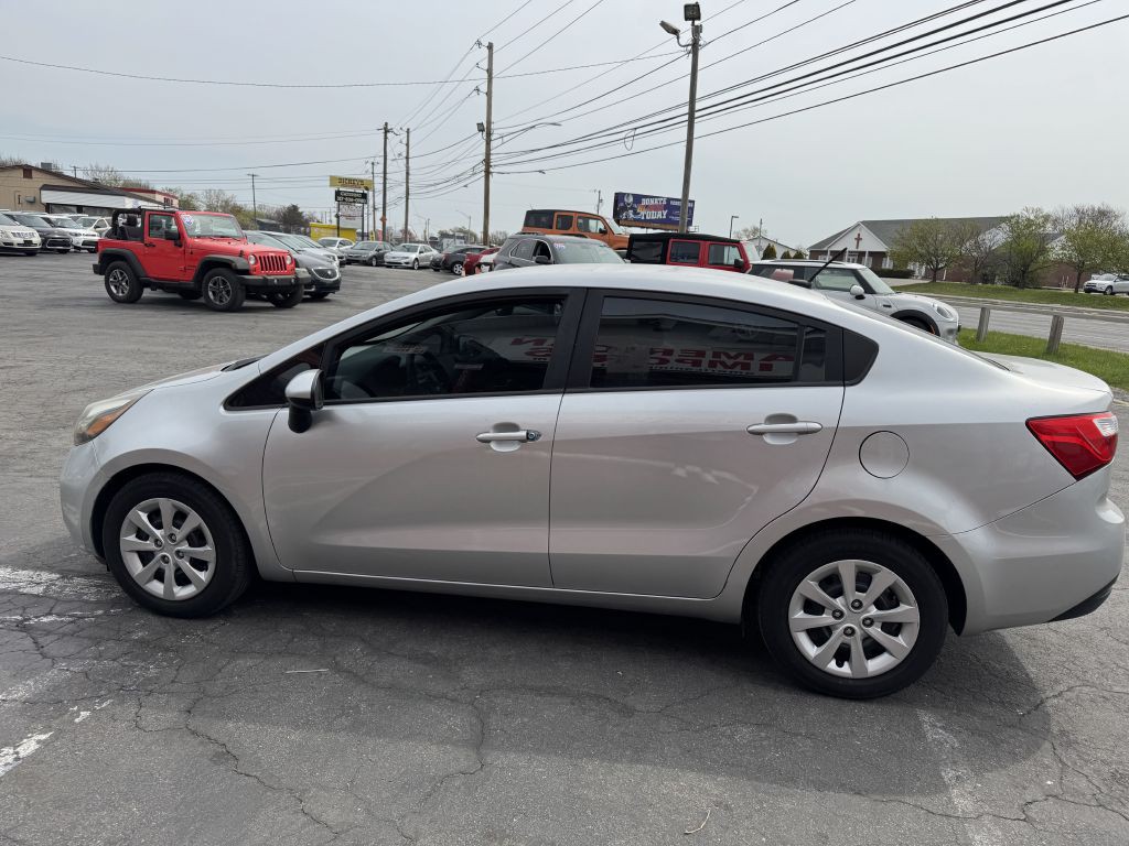 2015 Kia Rio Image 3