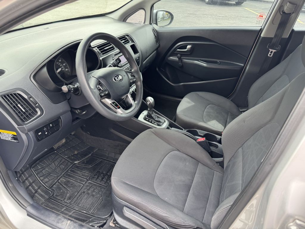 2015 Kia Rio Image 7
