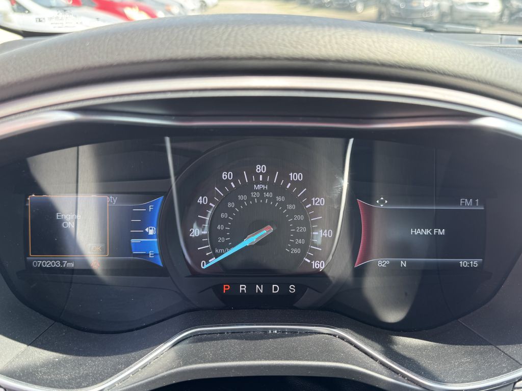2016 Ford Fusion Image 13