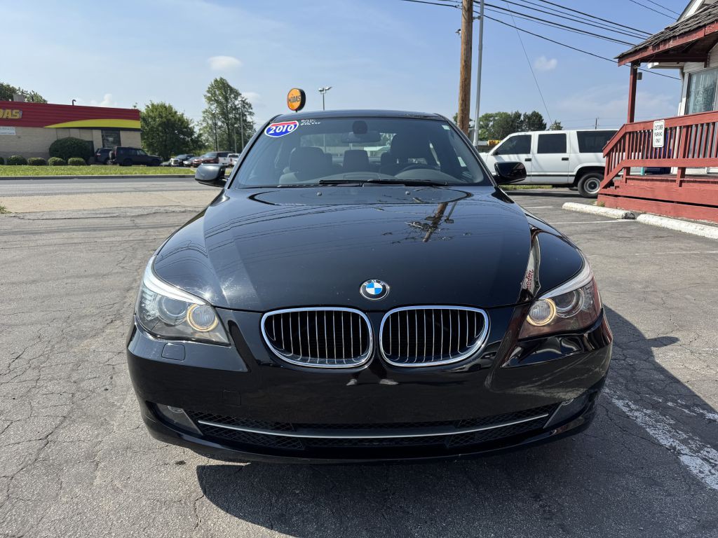 2010 BMW 5 Series Image 2
