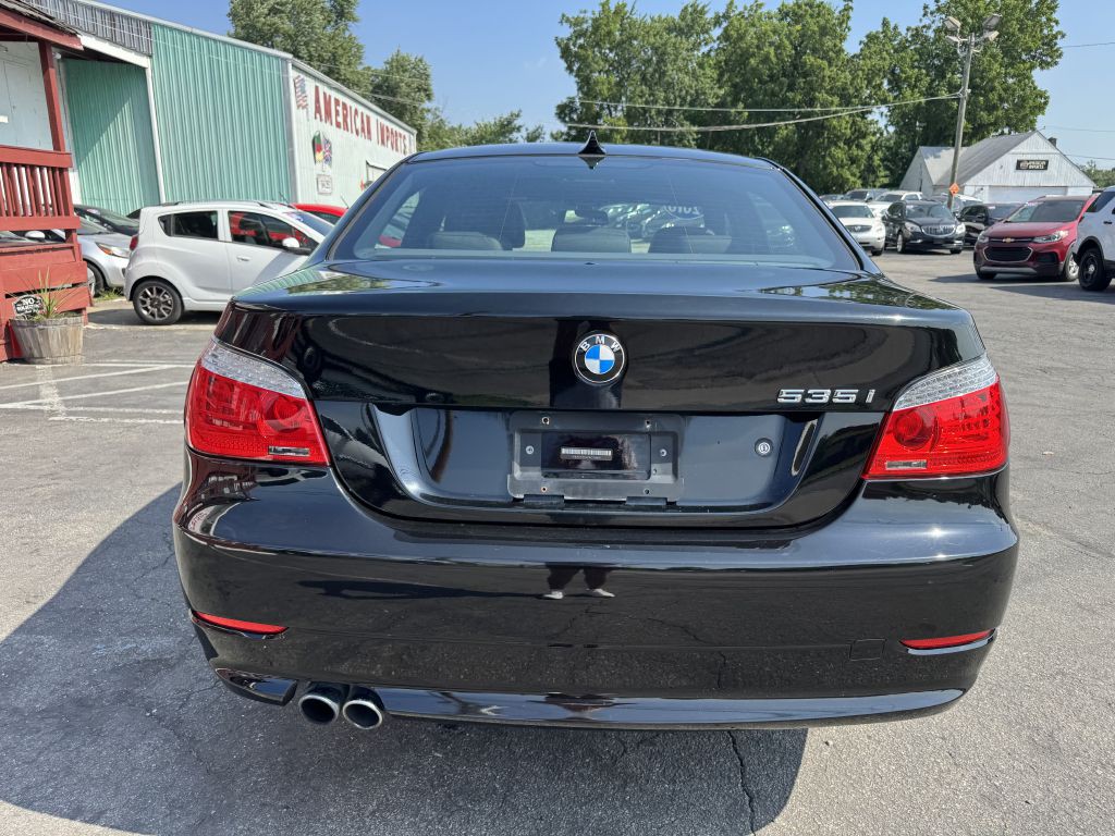2010 BMW 5 Series Image 4