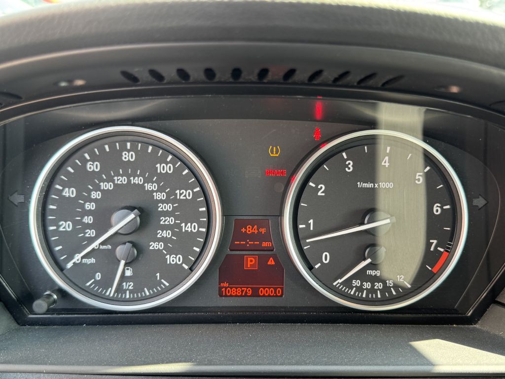 2010 BMW 5 Series Image 13