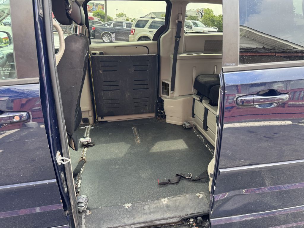 2013 Dodge Grand Caravan Image 7