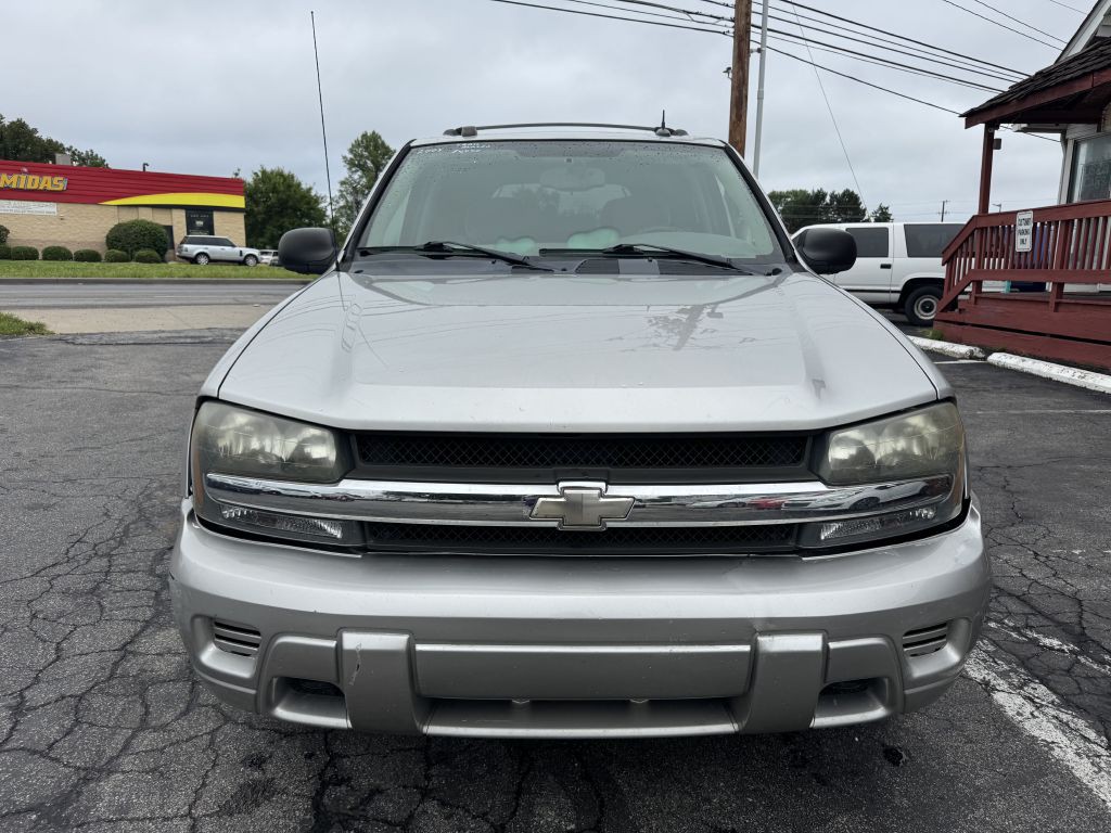 2005 Chevrolet Trailblazer Image 2