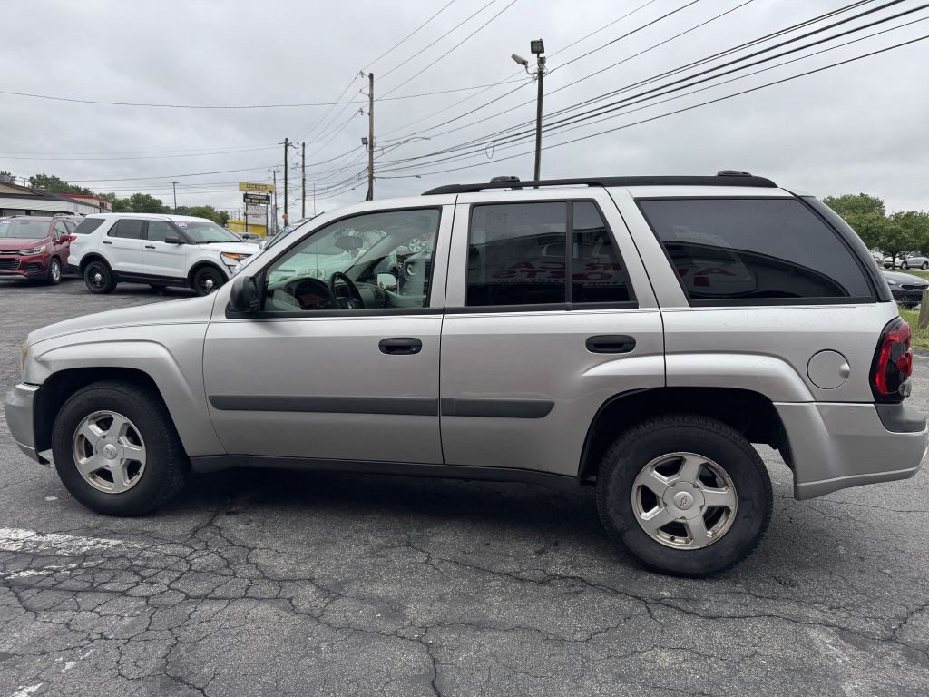 2005 Chevrolet Trailblazer Image 3
