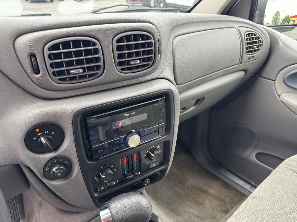 2005 Chevrolet Trailblazer Image 12