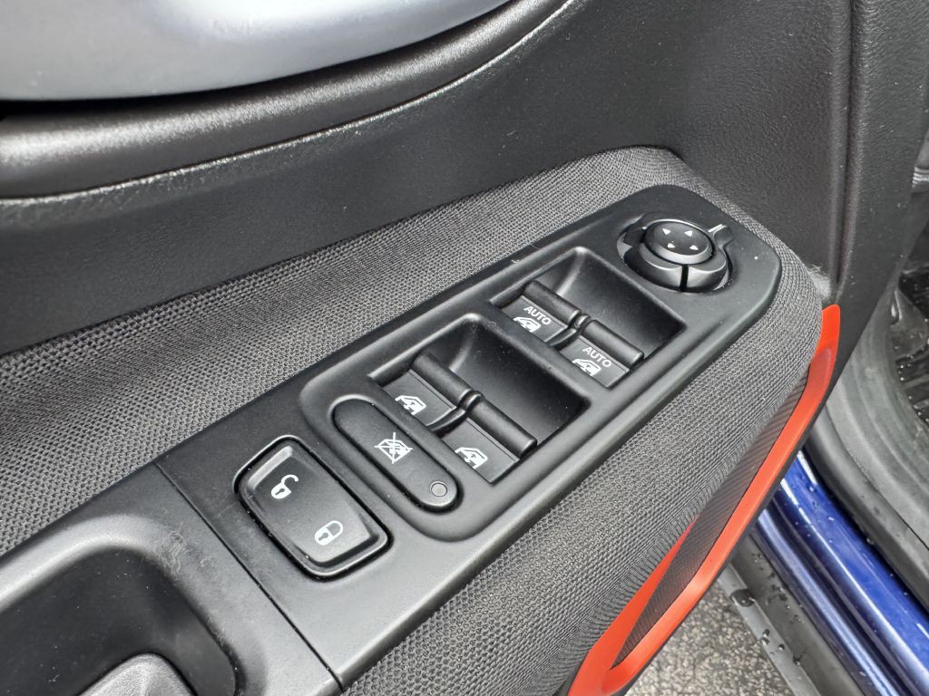 2019 Jeep Renegade Image 9