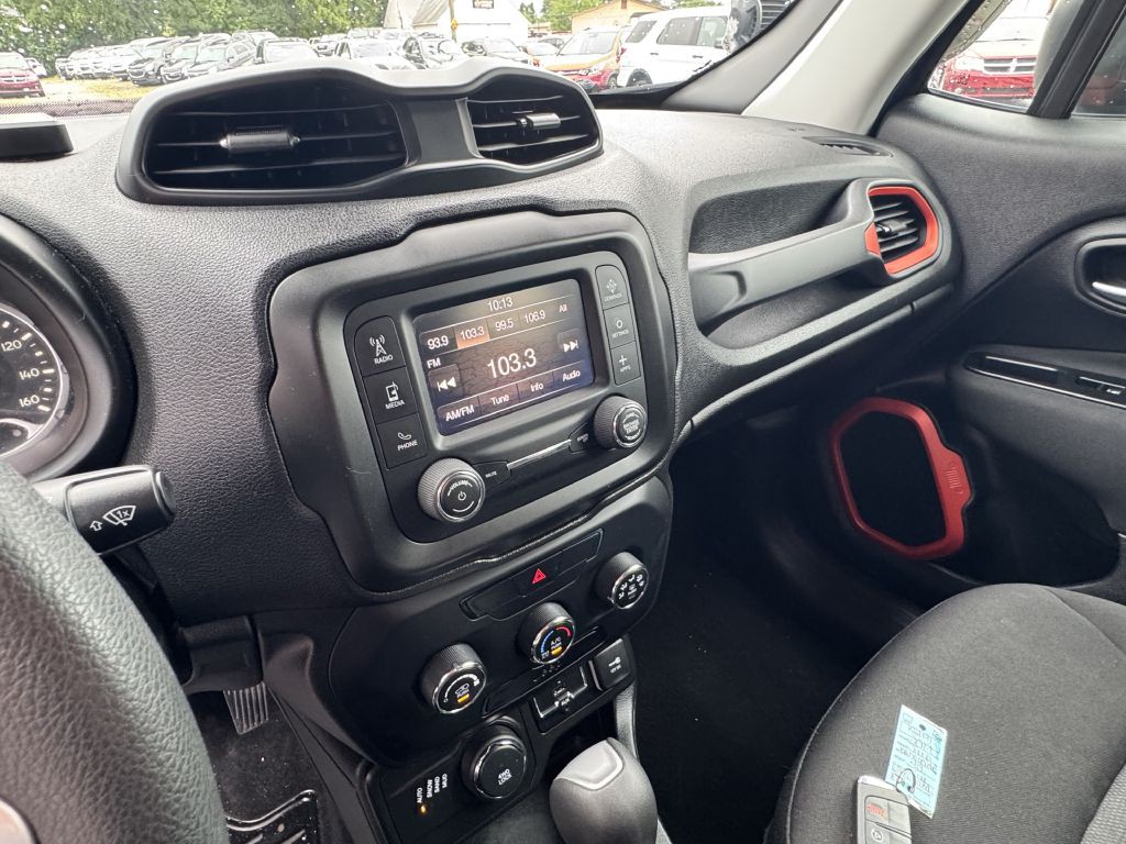 2019 Jeep Renegade Image 11