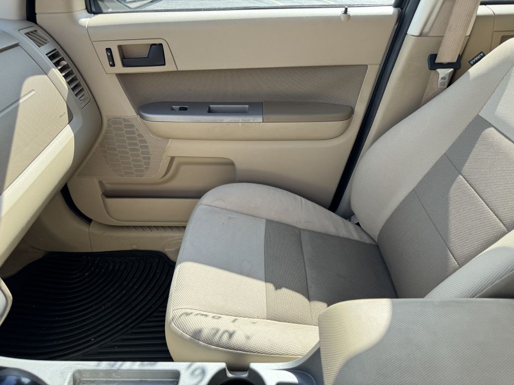 2009 Ford Escape Image 12
