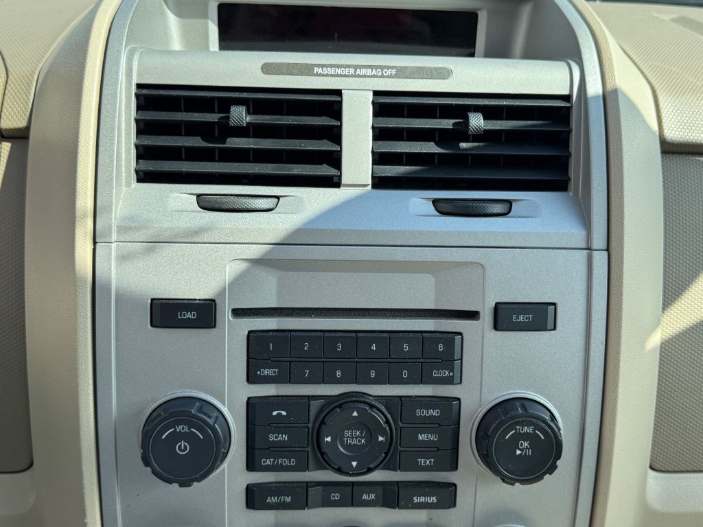 2009 Ford Escape Image 17