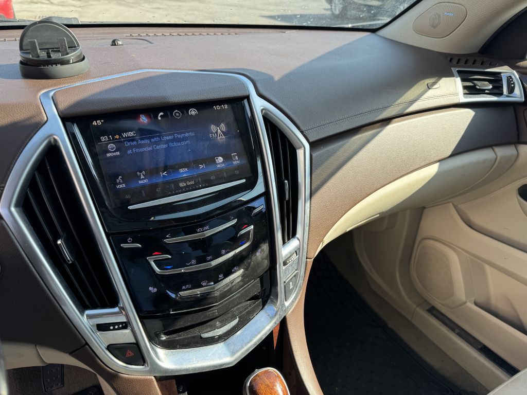 2015 Cadillac SRX Image 12