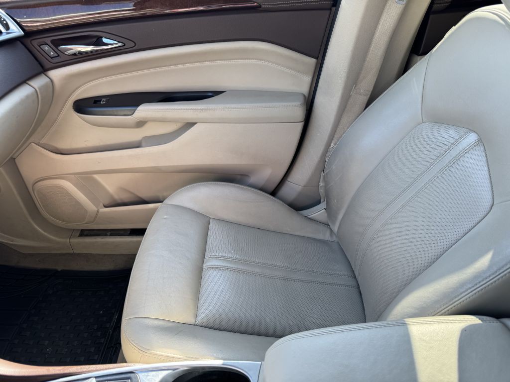 2015 Cadillac SRX Image 13