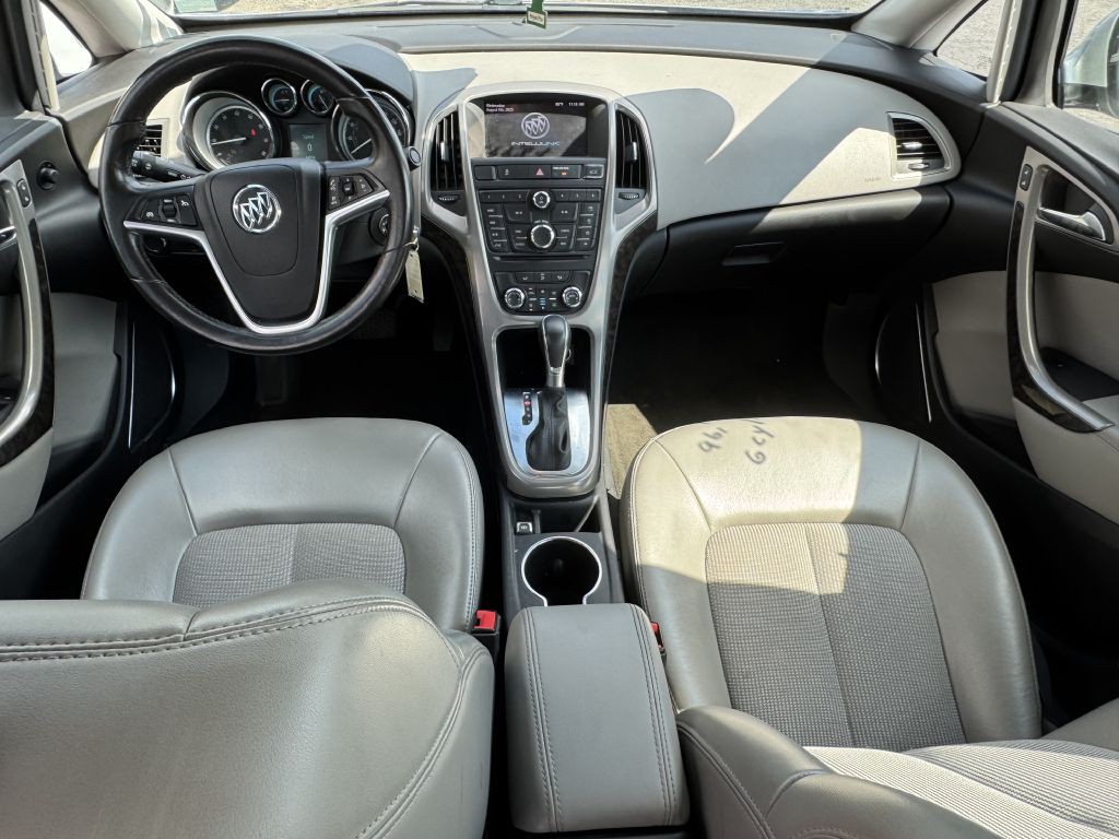 2015 Buick Verano Image 6
