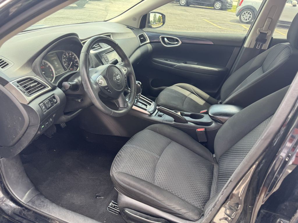 2017 Nissan Sentra Image 7