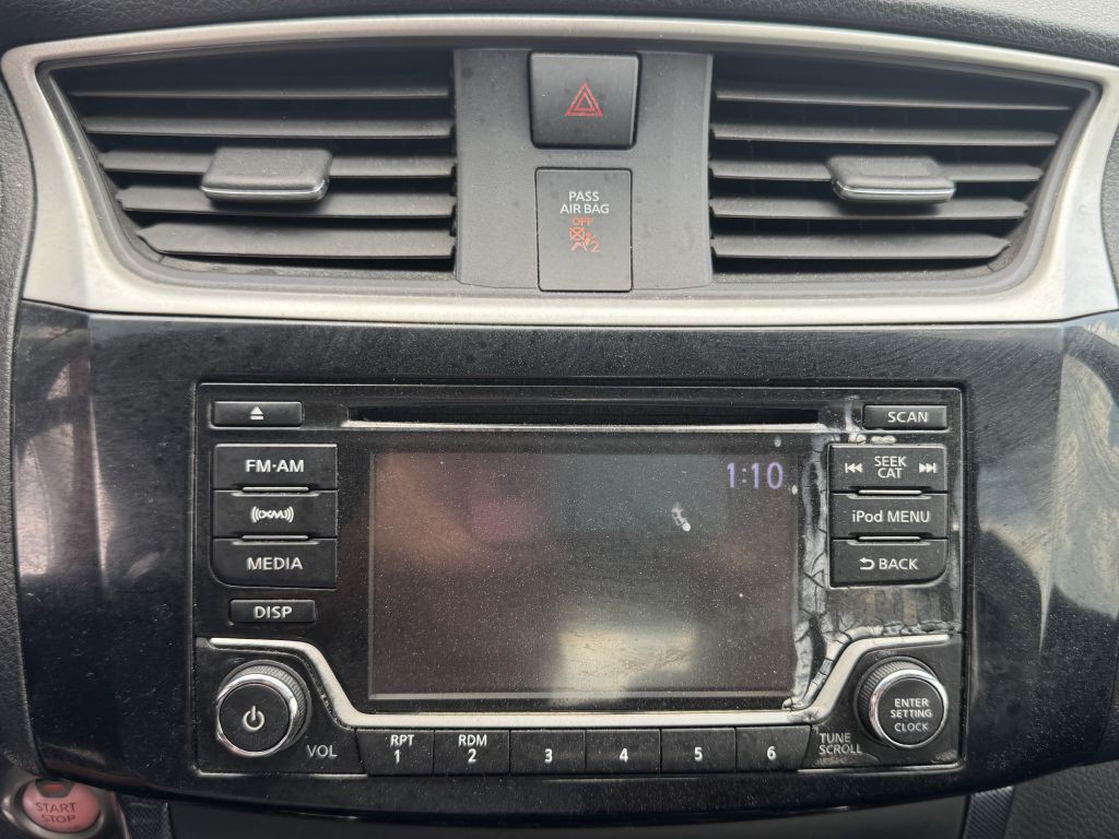 2017 Nissan Sentra Image 16