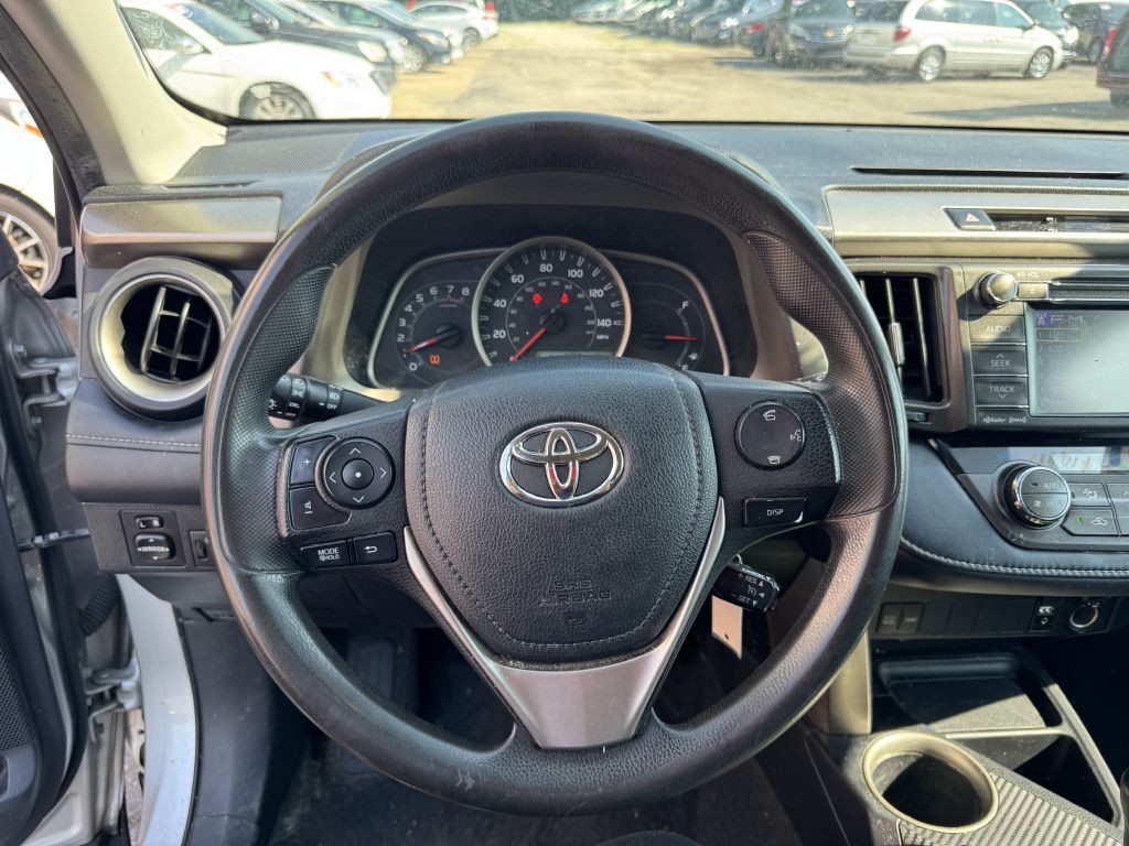2013 Toyota Rav4 Image 10