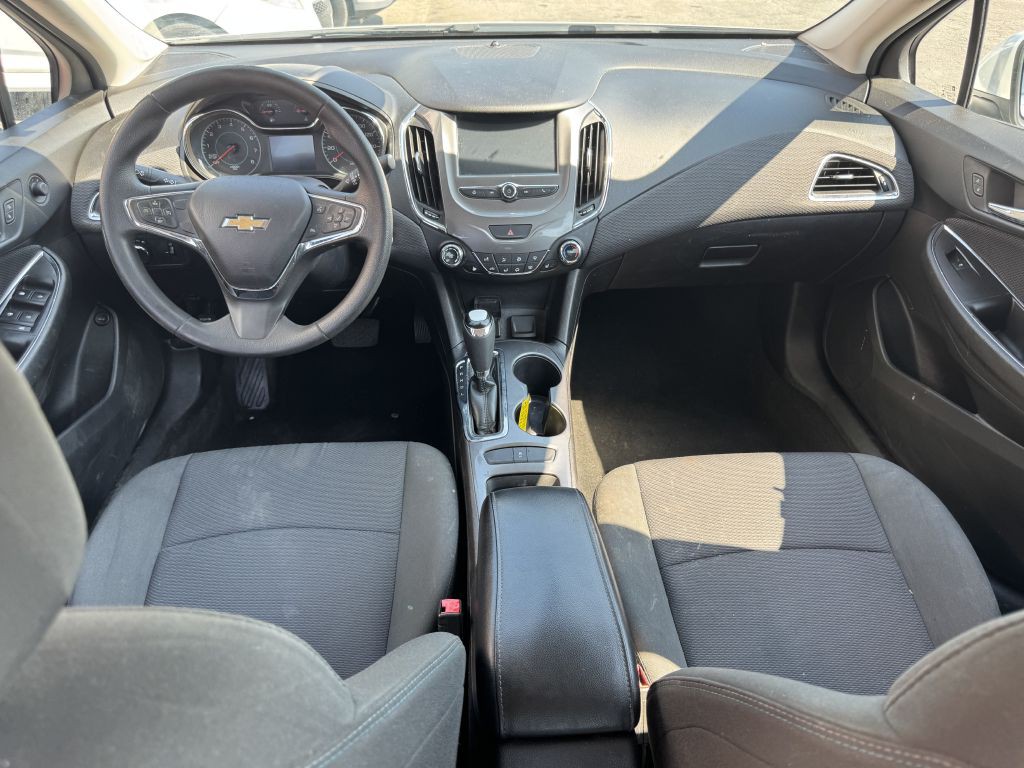 2017 Chevrolet Cruze Image 6
