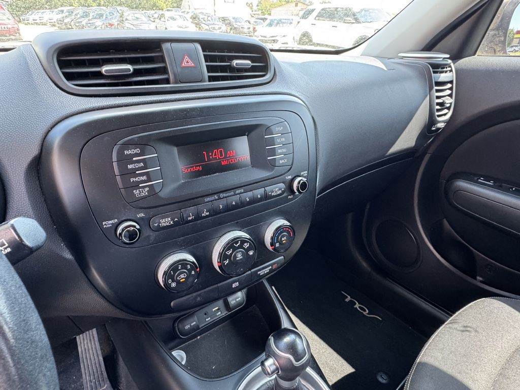2015 Kia Soul Image 11