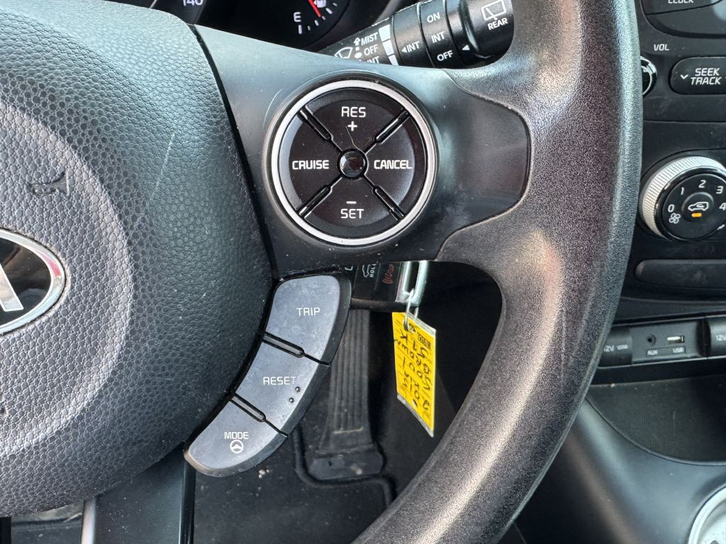2015 Kia Soul Image 16